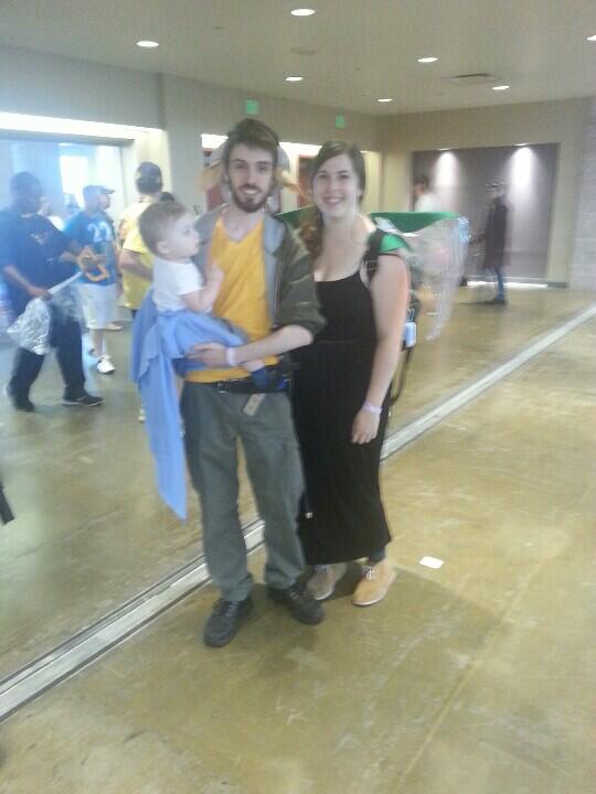 This Saga cosplay may be my favorite of the day just for integrating an actual baby into the mix