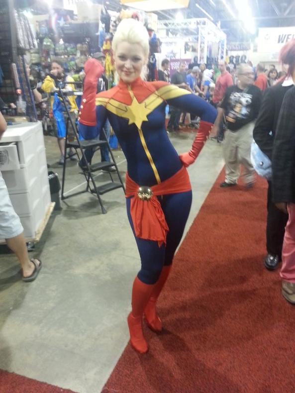 After I took her photo she invited me to her afterparty/burlesque show. THAT was tempting